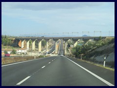 Road Murcia - Valencia 24 - interesting railroad viaduct