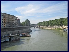 West bank of Tiber 024