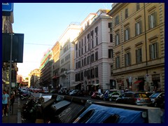 Via Cavour 002