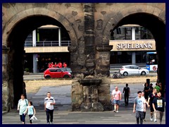 Gate to Porta Nigra, Simeonstrasse