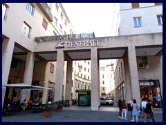 Piazza della Borsa 10 - Generali Bank