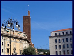 Piazza Guglielmo Oberdan 2