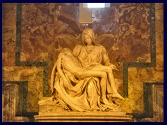 The Pietà by Michelangelo in the north aisle.