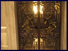 St Peter's Basilica, interior 045