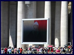 St Peter's Square 033