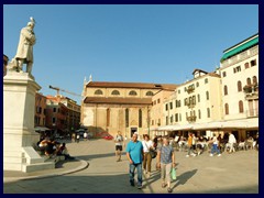 Venice 144d - Campo Santo Stefano