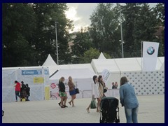 Vilnius Marathon on Cathedral Square. 