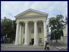 Neo-classicist building next to the Presidential Palace 