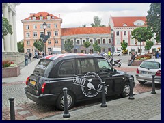 London taxi at Town Hall Square.