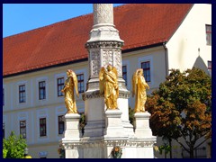 Holy Mary Monument 02