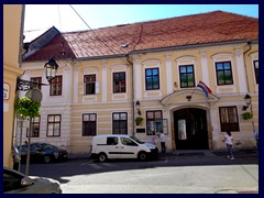 Croatian Museum of Naive Art, Upper Town 1b