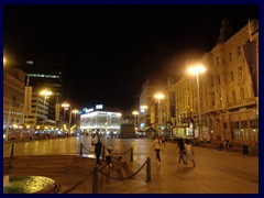 Zagreb by night - Ban Jelacic Square