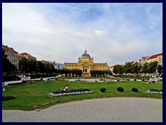 King Tomislav Square (Trg Kralja Tomislava) with the Art Pavilion